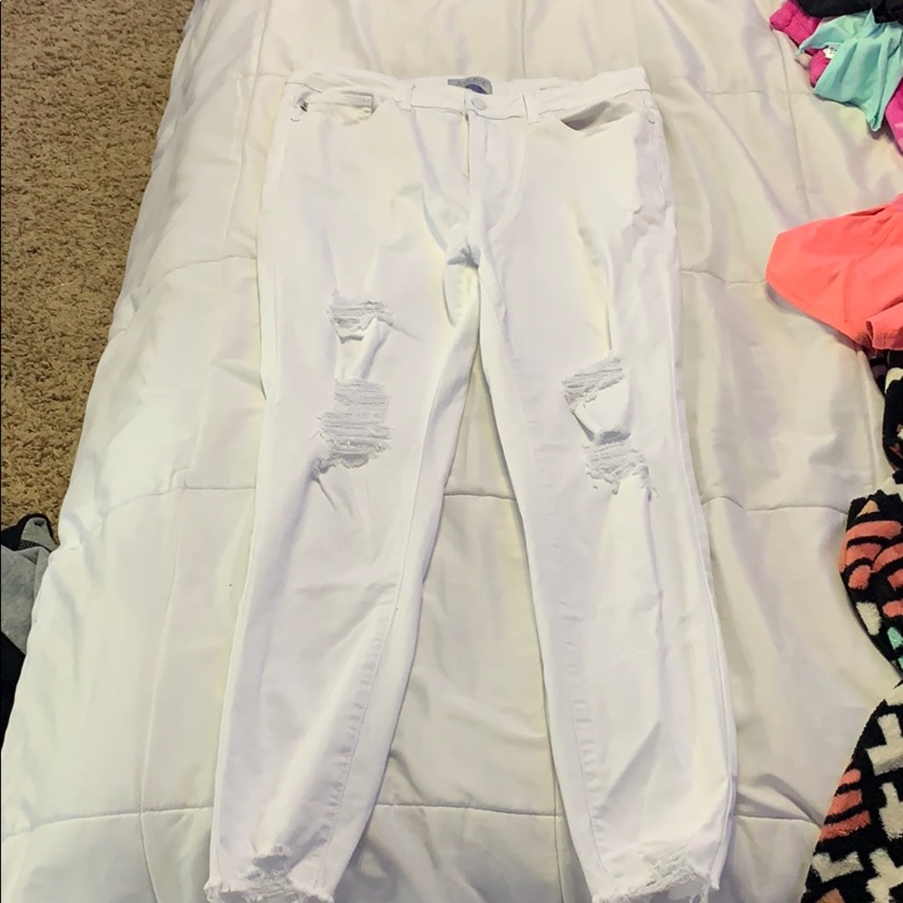 White jeans!